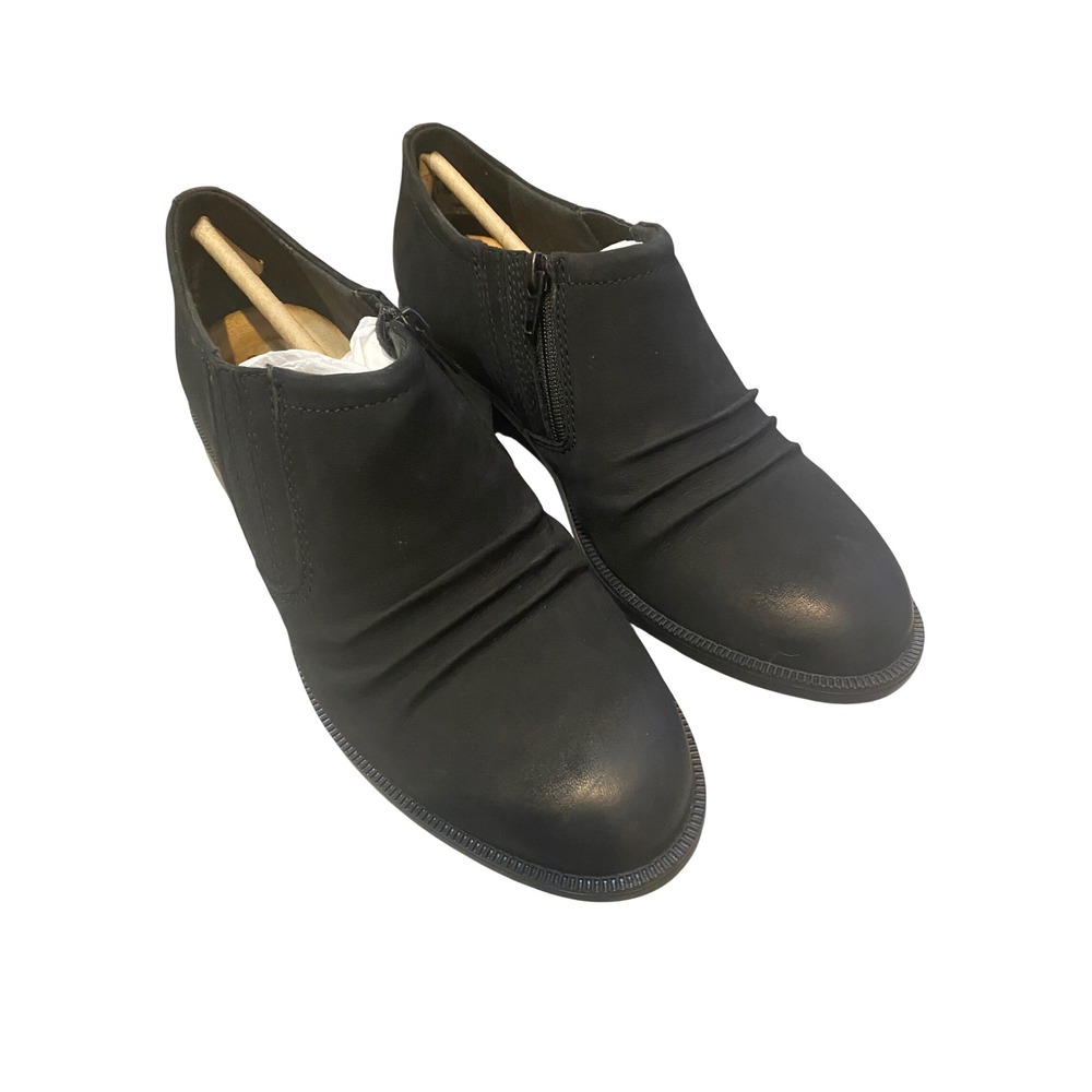 Clarks Adlynn Ezra Black Nubuck Leather Ruched Zip Ankle Boots Womens 9W NEW